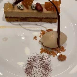 コースのケーキです。