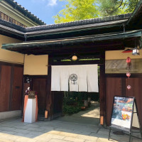 入り口です
