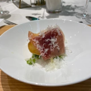 生ハムと小蕪のロースト