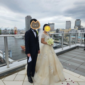 スカイコートでフラワーシャワーをしました|699184さんのノートルダム神戸/FIVESTAR WEDDINGの写真(2276830)