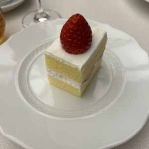 ウェディングケーキ|699604さんのRISTORANTE“CANOVIANO”（リストランテ　カノビアーノ）（ホテル雅叙園東京内）の写真(2117440)