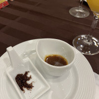 メイン料理にかけるソースは2種類あります