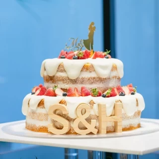 ウェディングケーキ