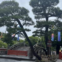 鶴岡八幡宮入り口