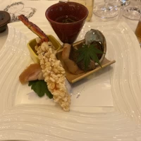 豪華な食材ばかりの料理