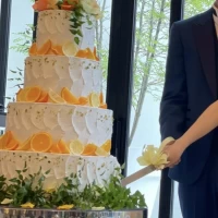 かわいらしいウェディングケーキ