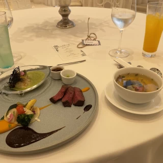 お肉はロゼがオススメ
