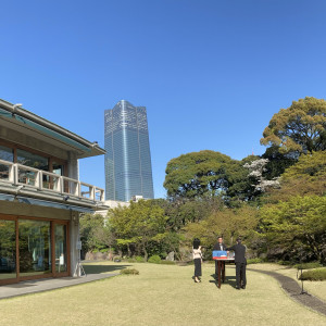 ドリンクテーブルや、写真を撮る際のコーナー|700175さんの国際文化会館（International House of Japan）の写真(2141045)