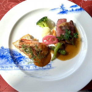 お肉と魚介類の試食になります。|700196さんのGAMAGORI CLASSIC HOTEL（蒲郡クラシックホテル）の写真(2118634)