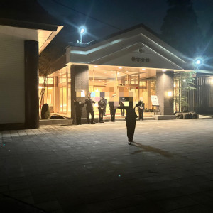 神宮会館入口
スタッフさんに見送りしていただきました。|700203さんの宮崎神宮会館の写真(2422486)