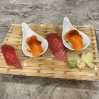 お寿司バイキング まぐろ サーモン
目の前で握ってくれます