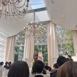 白を基調としたチャペル