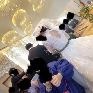 シャンデリアも豪華