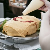 ウェディングケーキの代わりにオムライス演出