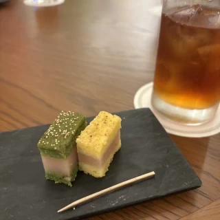 ウェルカムドリンクとスイーツ