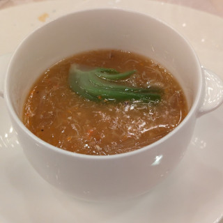 フカヒレ蟹肉スープ仕立て