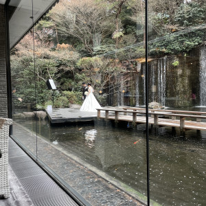晴れていれば滝の前で写真撮影|702241さんのホテル雅叙園東京の写真(2132638)
