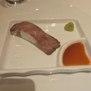 オプションのお寿司でお寿司バイキングもできます。