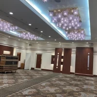 会場