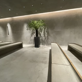 ゲストが向かいあって座れる