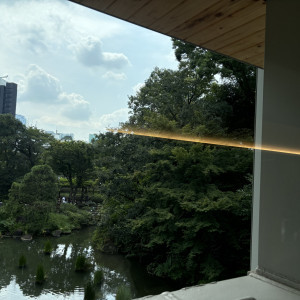 ロビーから見た中庭|703953さんの東郷神社／原宿 東郷記念館の写真(2278878)