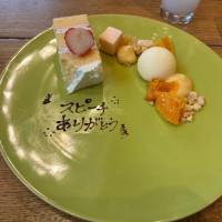 受付やスピーチをしてくれた人にメッセージ入れてもらいました