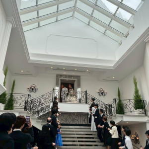 フラワーシャワー|704190さんのアルカンシエル luxe mariage 大阪（アルカンシエルグループ）の写真(2478400)