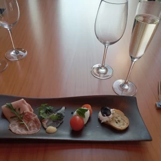 試食の料理、前菜