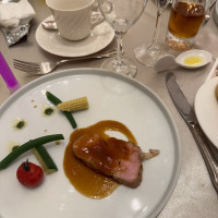 メインのお肉です