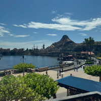 控室から見えるディズニーシーの景色