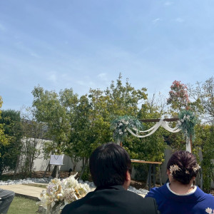 ガーデンでの挙式|705200さんのTHE GARDEN HOUSE CIER ET MER（ザ ガーデンハウス シェル エ メール）の写真(2418128)