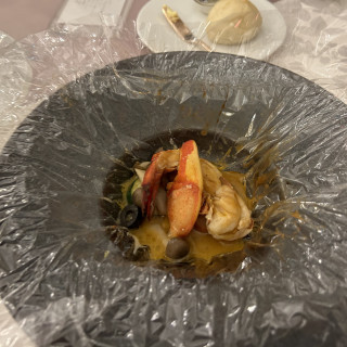 オマール海老と彩野菜のカルファタ包み