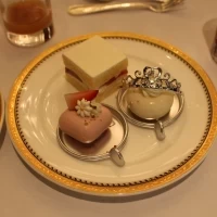 ビュッフェのケーキです