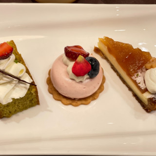 バイキングのケーキ