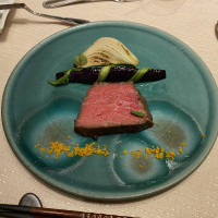 和風のお腹料理。お皿にもこだわりが。