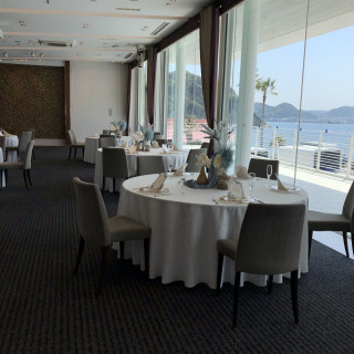 海の見える披露宴会場