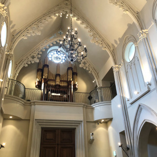 重厚感のあるパイプオルガン