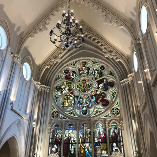 キラキラと素敵なステンドグラス