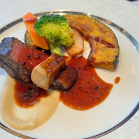 セレクトのフレンチコースの牛肉です