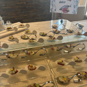 披露宴が始まる前のフィンガーフード、美味しかった!|708530さんのアニヴェルセル みなとみらい横浜の写真(2542701)