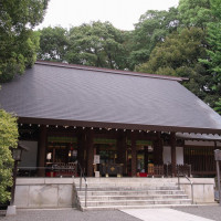 神社内