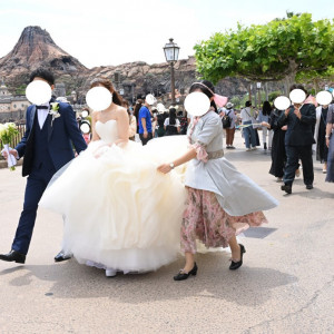 挙式後パーク内|709107さんの東京ディズニーシー・ホテルミラコスタ(R)の写真(2178852)