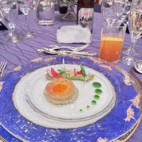 前菜
ズワイガニの王冠風