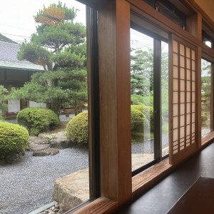 庭園の一部です。前撮りで利用するそうです。|709277さんのTHE GARDEN DINING 弓絃葉（ザ・ガーデンダイニング ユズルハ）の写真(2179859)