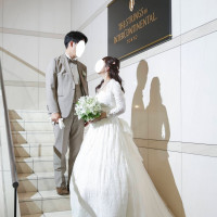 式が終わったあと、階段でおしゃれな写真が撮れます