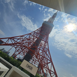 屋上にある喫煙所から見る
東京タワー。素敵