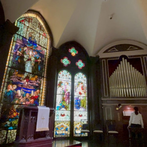 360度ステンドグラス|709971さんのセント・ラファエロチャペル御堂筋の写真(2549941)