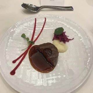 お肉料理