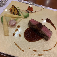 お肉料理
お肉・ソース・お野菜どれも最高です