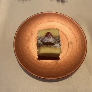 ウェディングケーキ